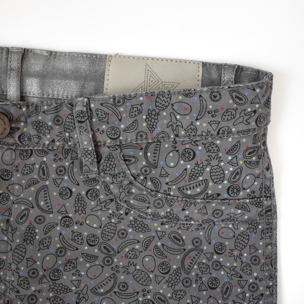 BCBGeneration Gray ‘The Jasper’ Reversible Skinny Jeans